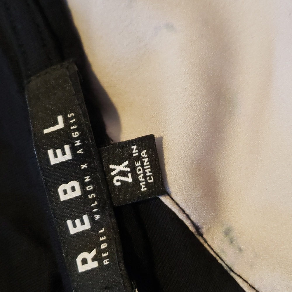 Rebel Top - Picture 7 of 8